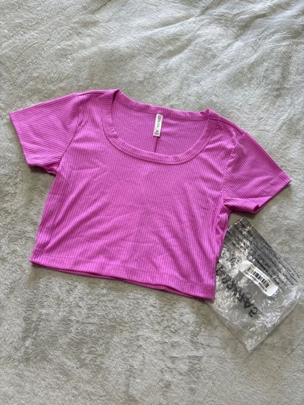 Crop top tshirt baby doll pink purple ribbed scoopneck formfitting body con